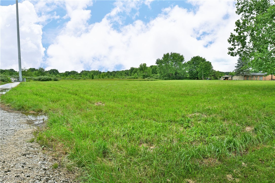 Township/Howland - Land