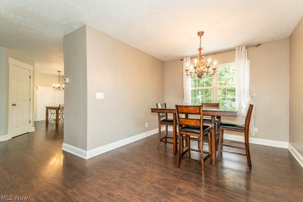 Woods Of Burlington - Residential