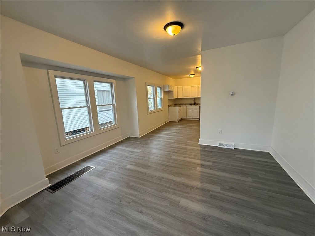 Photo of 2816 E 117th Street, Cleveland, OH 44120 (MLS # 5179112)