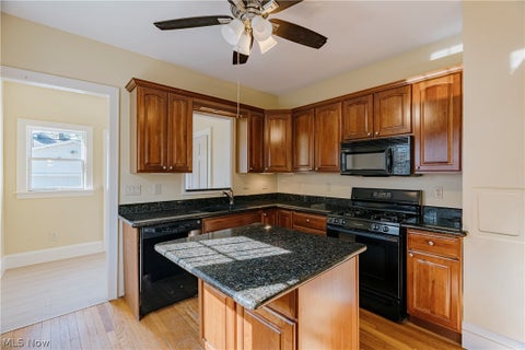 Tiny photo for 3078 Scarborough Road, Cleveland Heights, OH 44118 (MLS # 5243236)