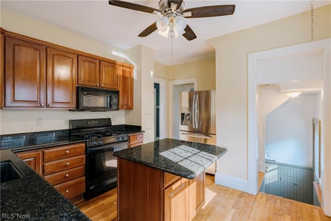 Tiny photo for 3078 Scarborough Road, Cleveland Heights, OH 44118 (MLS # 5243236)