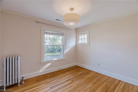 Tiny photo for 3078 Scarborough Road, Cleveland Heights, OH 44118 (MLS # 5243236)
