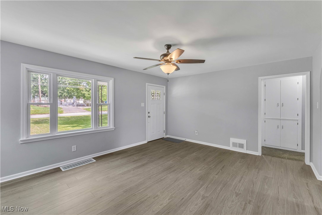 Prop River View - Residential