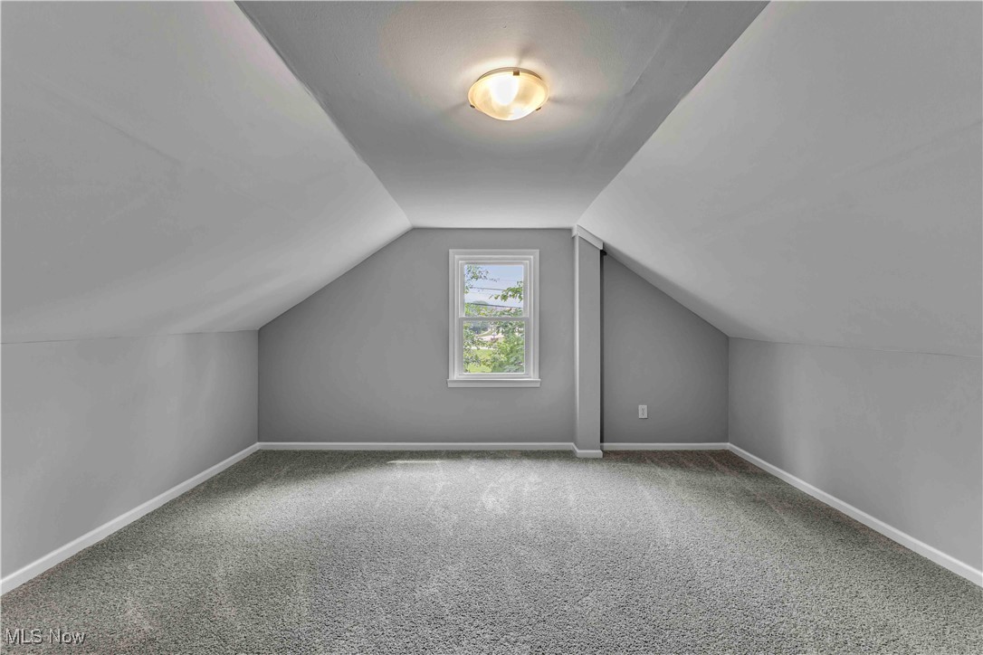 Prop River View - Residential