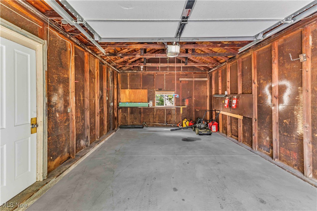 Prop River View - Residential