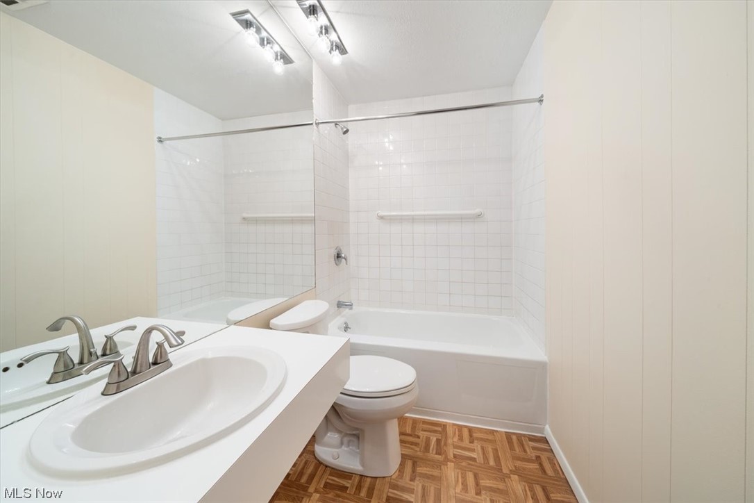 Longbrooke - Residential