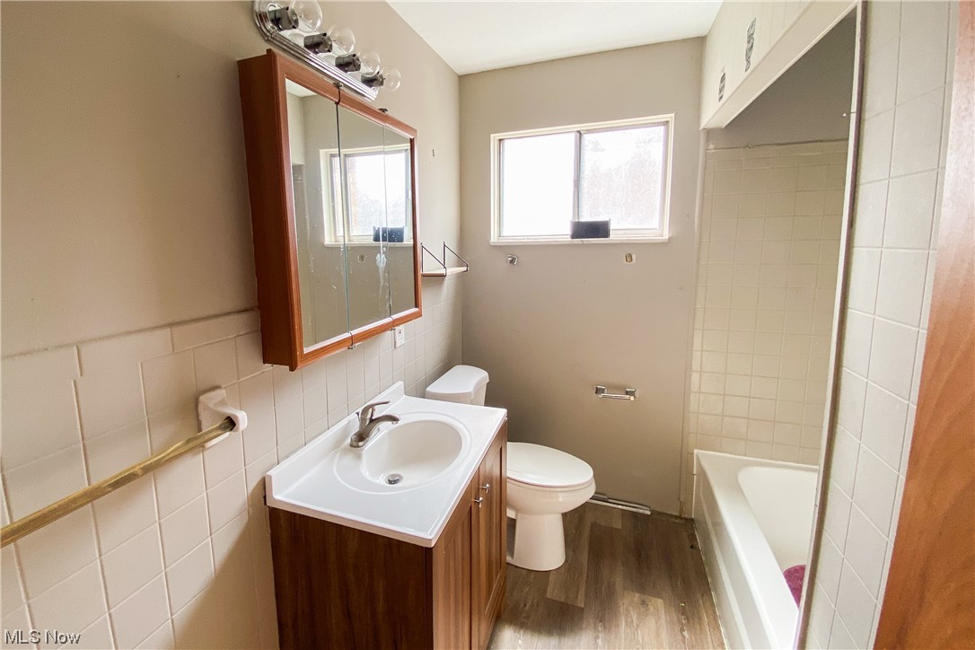 Julia A Port & James F Ports - Residential Income