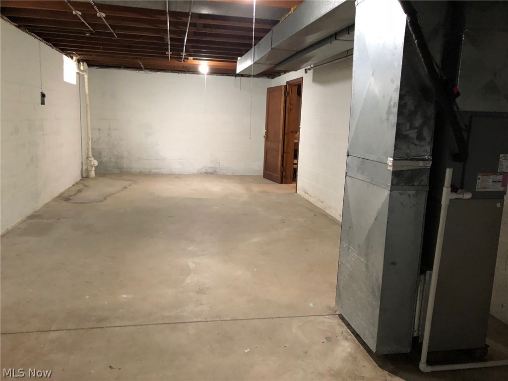 Fairlawn Heights Estate #3 - Residential Lease