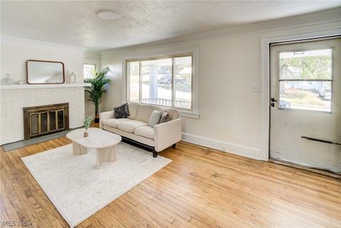 Tiny photo for 5328 Vine Street, Maple Heights, OH 44137 (MLS # 5257260)