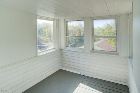 Tiny photo for 5328 Vine Street, Maple Heights, OH 44137 (MLS # 5257260)