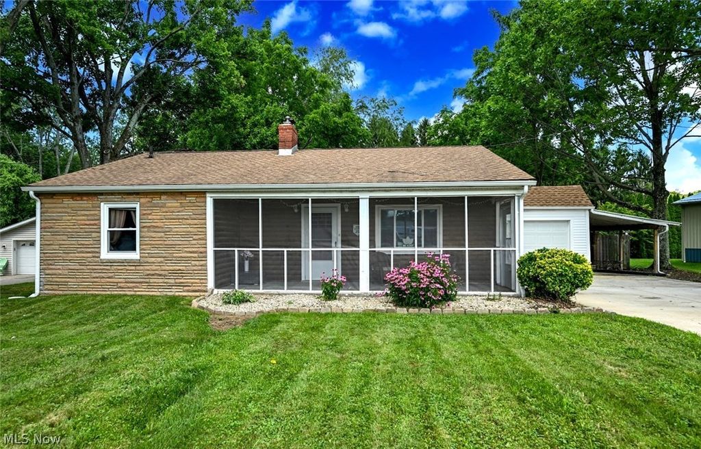 Photo of 3437 Heckman Street NW, Uniontown, OH 44685 (MLS # 5225891)