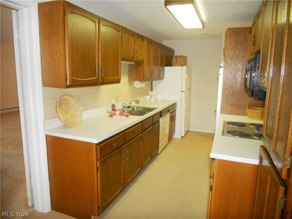 Silver Lake Towers Condo - Residential