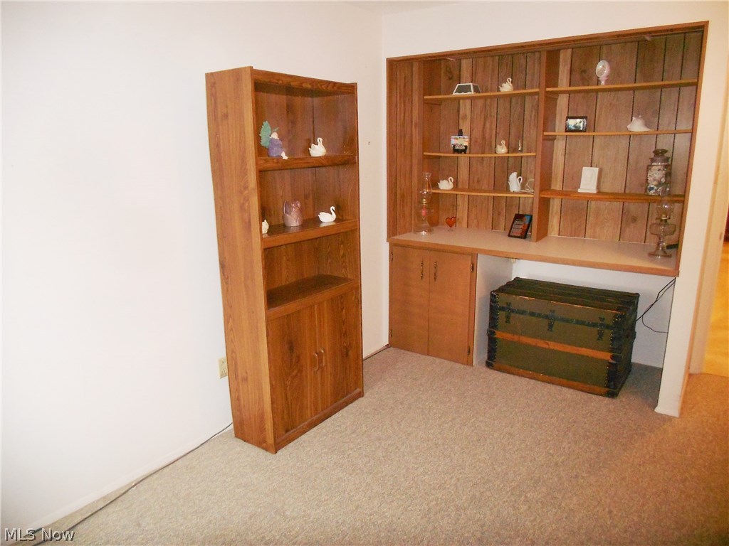 Silver Lake Towers Condo - Residential