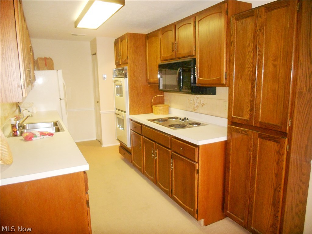 Silver Lake Towers Condo - Residential