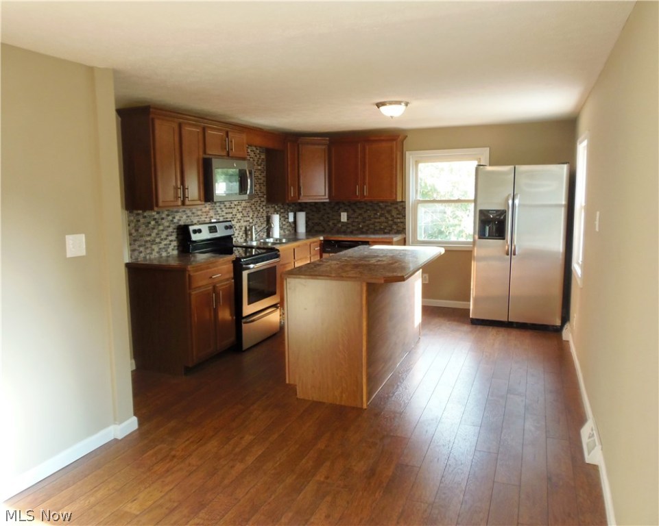 Lakeshore Highlands - Residential