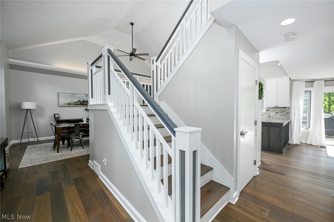 8465 Settlers Passage