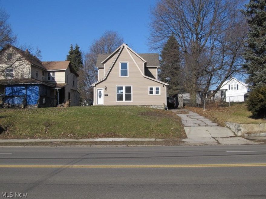 Honey, stop the car!  This 3 Bedroom, 2 1/2 bath HUD owned Colonial has a Master Bedroom on first floor! Nice fenced in backyard.  Clean, efficient gas heat.  Full basement, garage & carport for loads of storage!  This home is easy to see, and easy to own.  Call your favorite Realtor for details, and see it today!