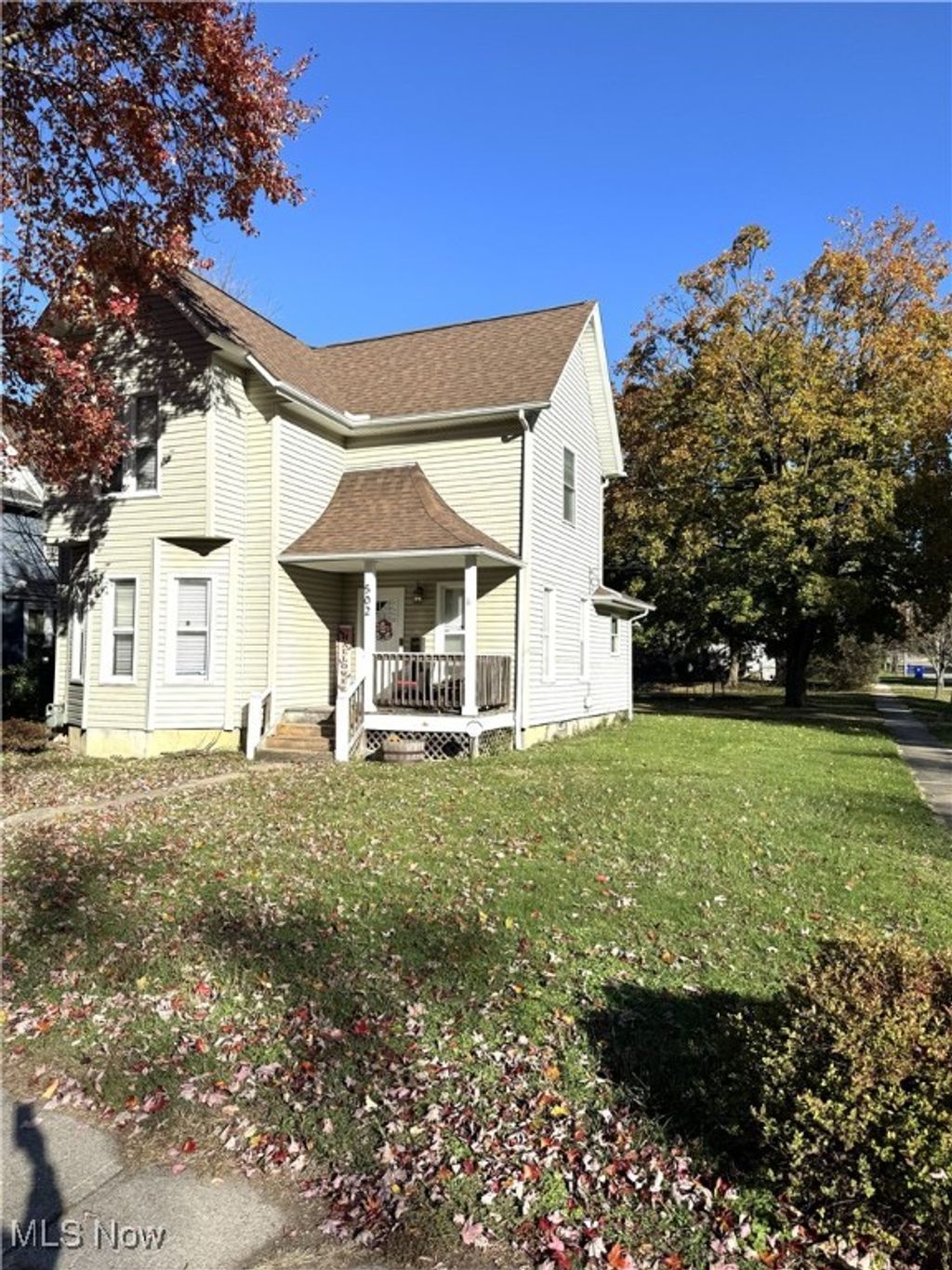 Photo of 502 N Chestnut Street, Ravenna, OH 44266 (MLS # 5168239)