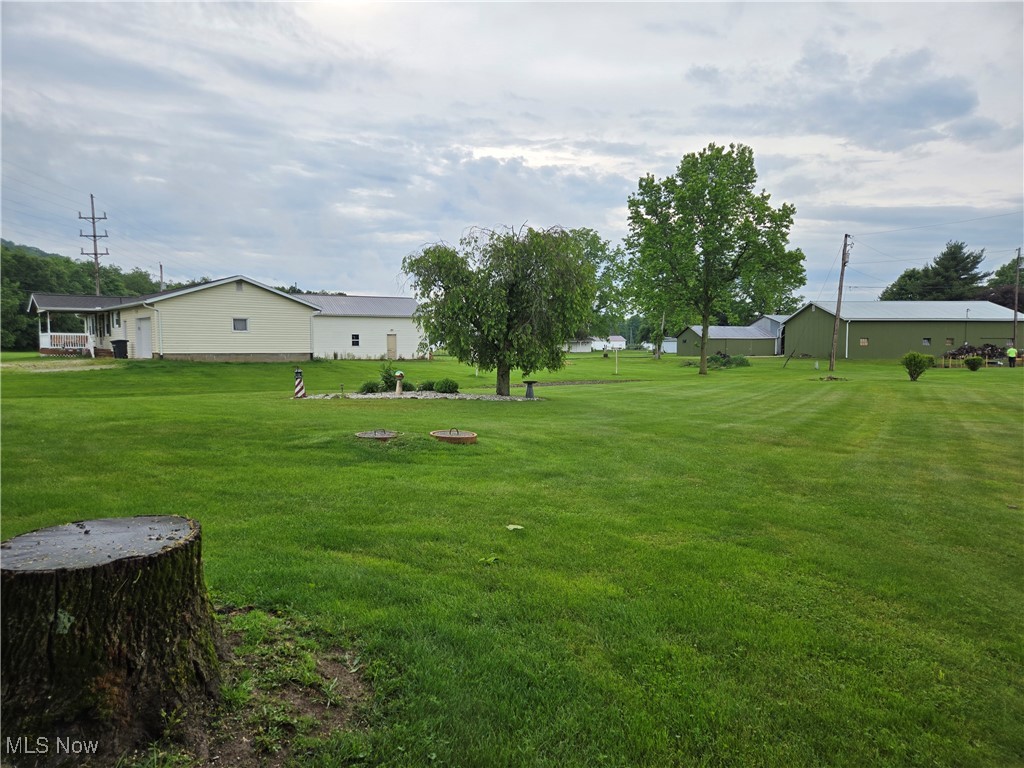 21737 Meadow Drive, West Lafayette, Ohio image 3