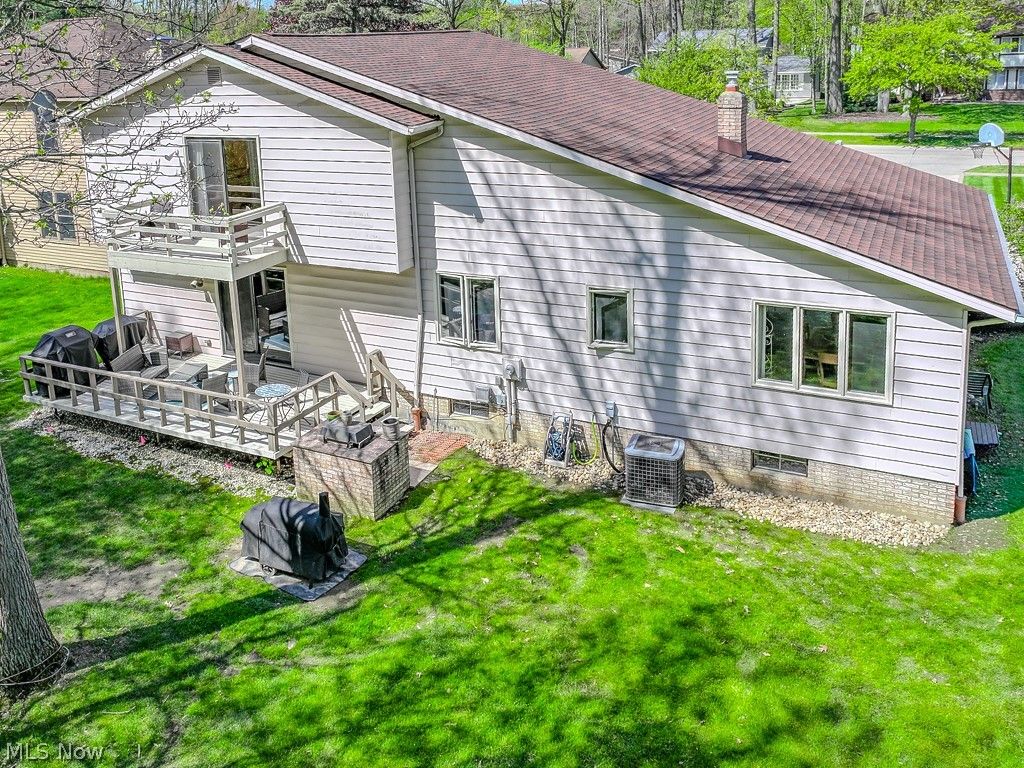 Photo of 5133 Stansbury Drive, Solon, OH 44139 (MLS # 5205799)