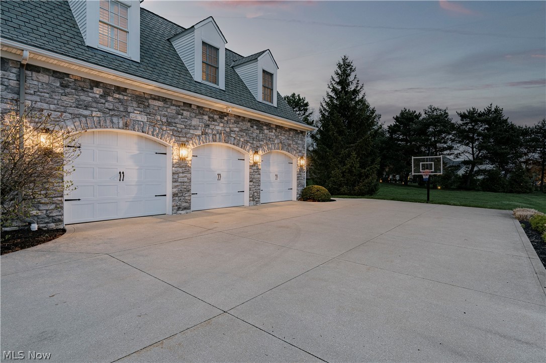 Fox Meadow - Residential