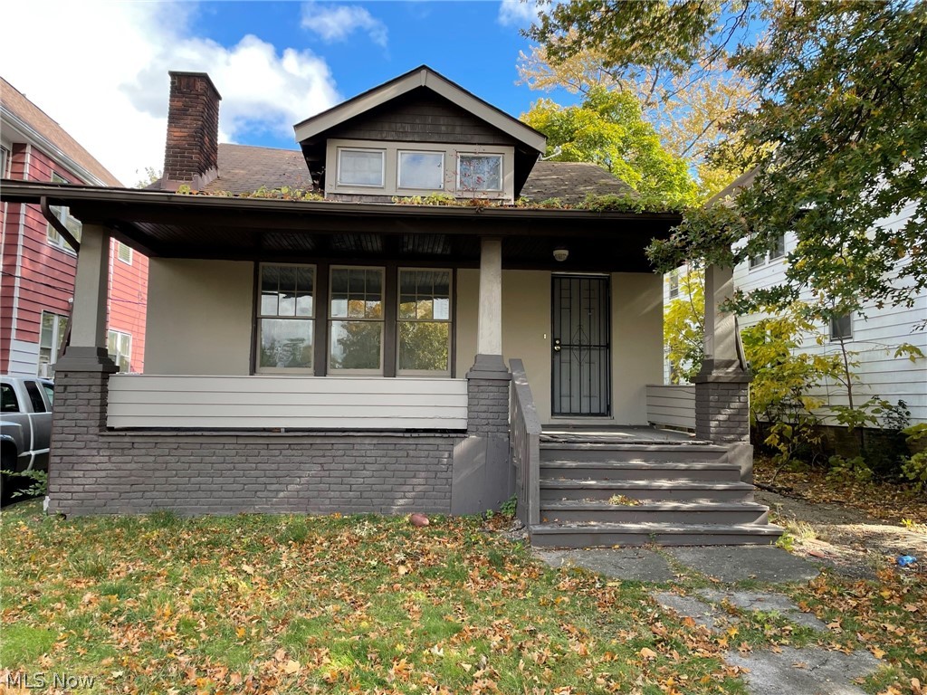 Recently renovated, freshly painted interior, has 4 bedrooms, 1 full baths, formal dining room, living room and large kitchen. Close proximity to public train station. Schedule your showing today this won't last long! Section 8 and Eden accepted.Rental requirements:Credit score of 600+. Below 600 is considered conditional. Less than 3 items in collections, excluding student loan and medical. More than 3 is considered conditional. Monthly income of 2.5 times the amount of the monthly rent. Thorough and Complete Criminal and Eviction Check.$50 Non Refundable App Fee for all Adults who will be occupying the property. Applications can only be completed online. Typical Security Deposit equivalent to one months rent, pending results of background checks. Tenant responsible for electric and gas.