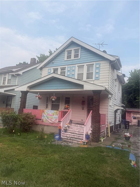 Homes For Sale - 13428 Darley Avenue<br/> Cleveland, OH 44110