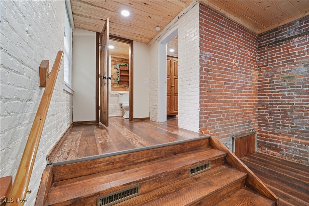 Connecticut Western Reserve - Residential