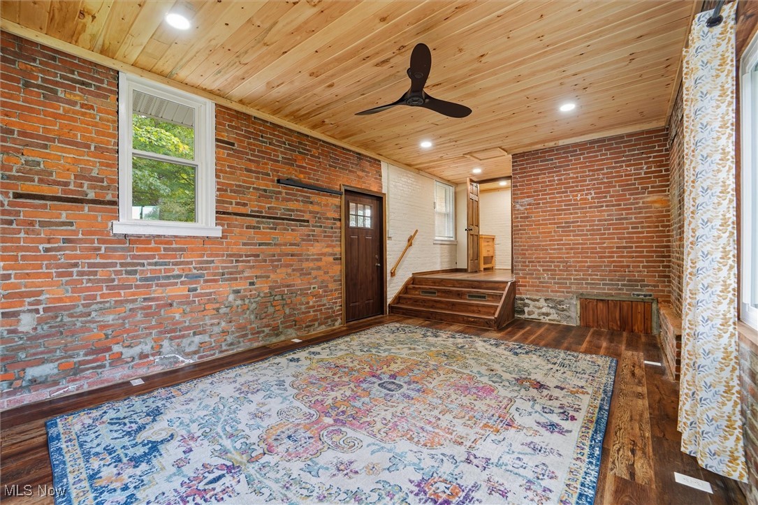 Connecticut Western Reserve - Residential