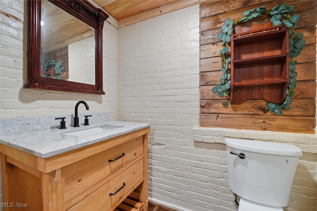 Connecticut Western Reserve - Residential