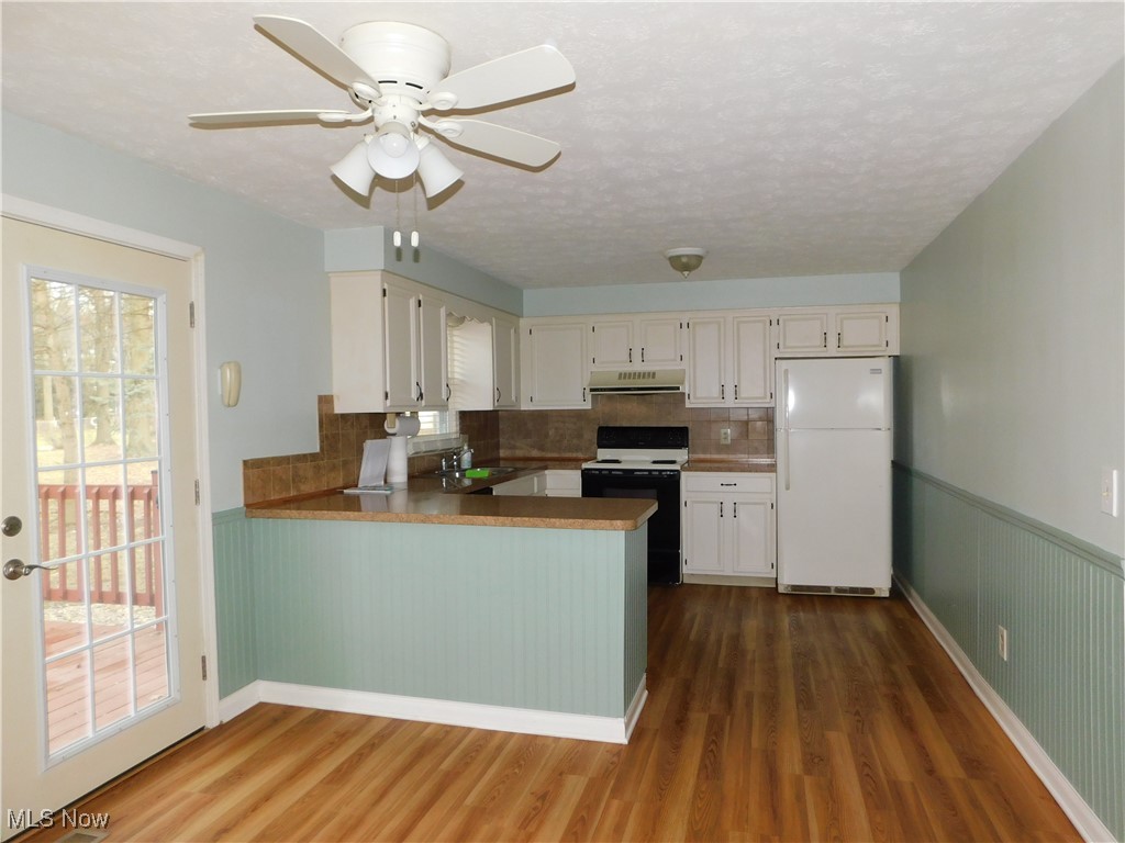 7925 Deanne Circle, Massillon, Ohio image 2