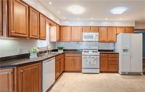 Tiny photo for 5018 Hartley Drive, Lyndhurst, OH 44124 (MLS # 5216115)