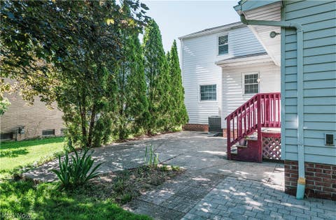 Tiny photo for 5018 Hartley Drive, Lyndhurst, OH 44124 (MLS # 5216115)