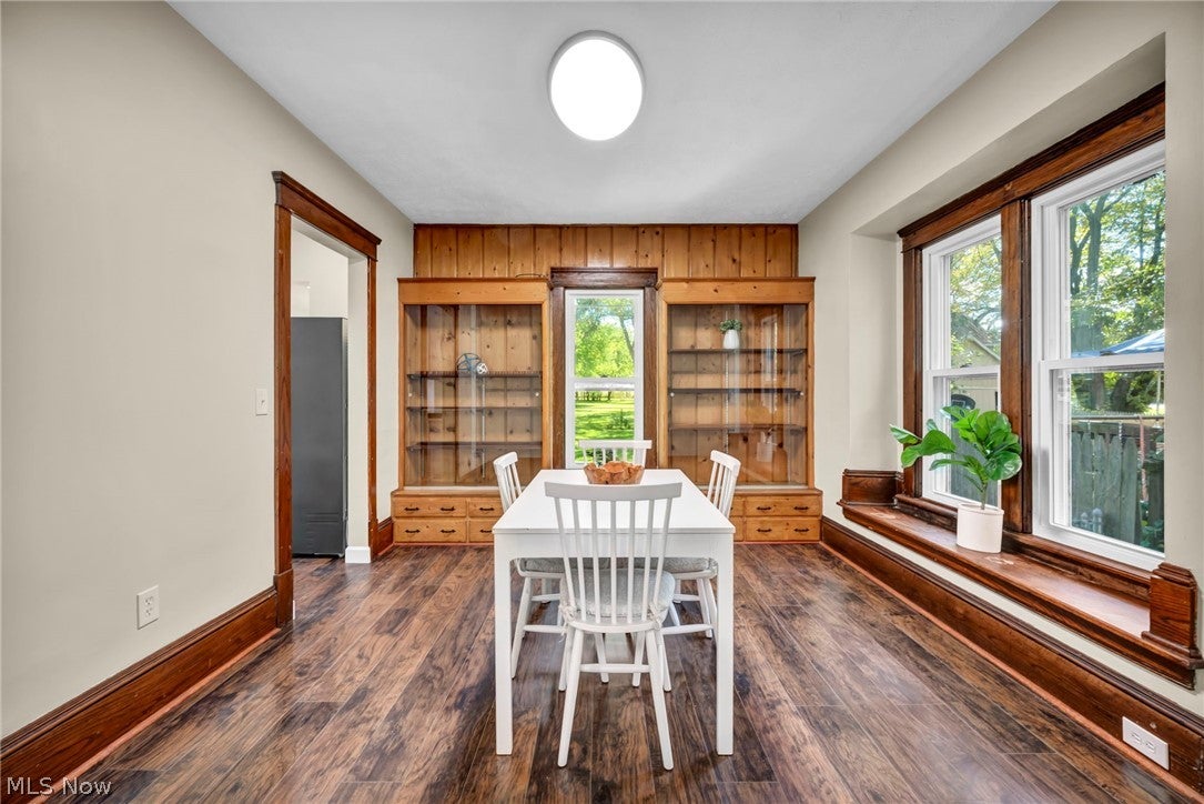 824 W 58th Street