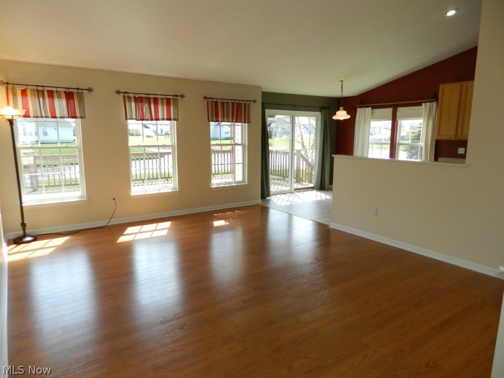 Meadow Lakes 01 - Residential