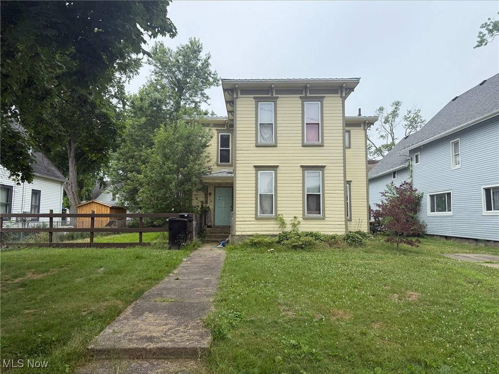 This is an ONLINE ONLY foreclosure sale. There are NO SHOWINGS. Deposit due by wire transfer within 48 upon conclusion . Cash deal; funding must take place within 30 days of confirmation of sale. 5% Buyer’s Premium shall apply. Subject to postponement and cancellation. Full terms and conditions at online registration.