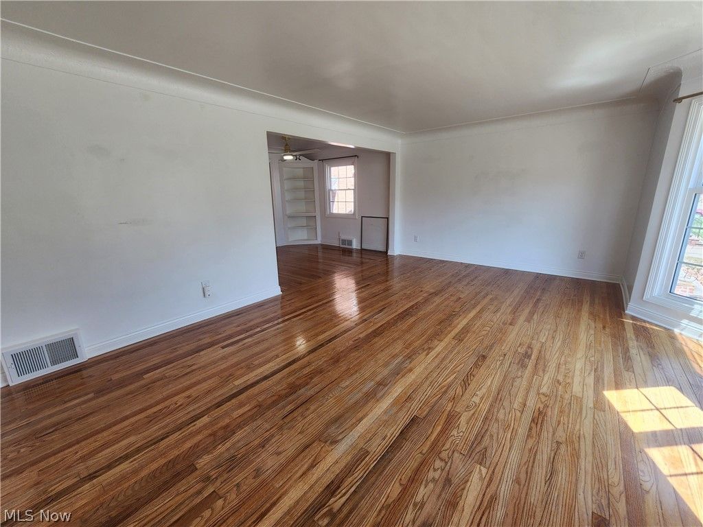 Photo of 3532 Normandy Road #DOWN, Shaker Heights, OH 44120 (MLS # 5199830)