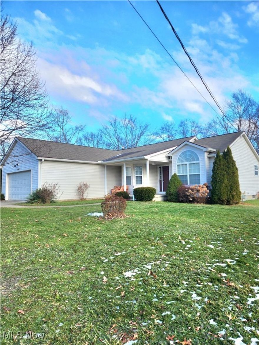 WELCOME HOME - This Delightful  One Owner Ranch Home Comes Complete With Three Bedrooms, Master Suite With Private Bath and Walk In Shower, Walk In Closet. First Floor Laundry Room, Dining Area Leads Out To A Nice  Covered Patio Overlooking Half An Acre Yard and Also Covered Front Porch . Freshly Painted and Huge Basement That Has Just Been Waterproofed.
A Very Well Cared For Property, Don't Wait !