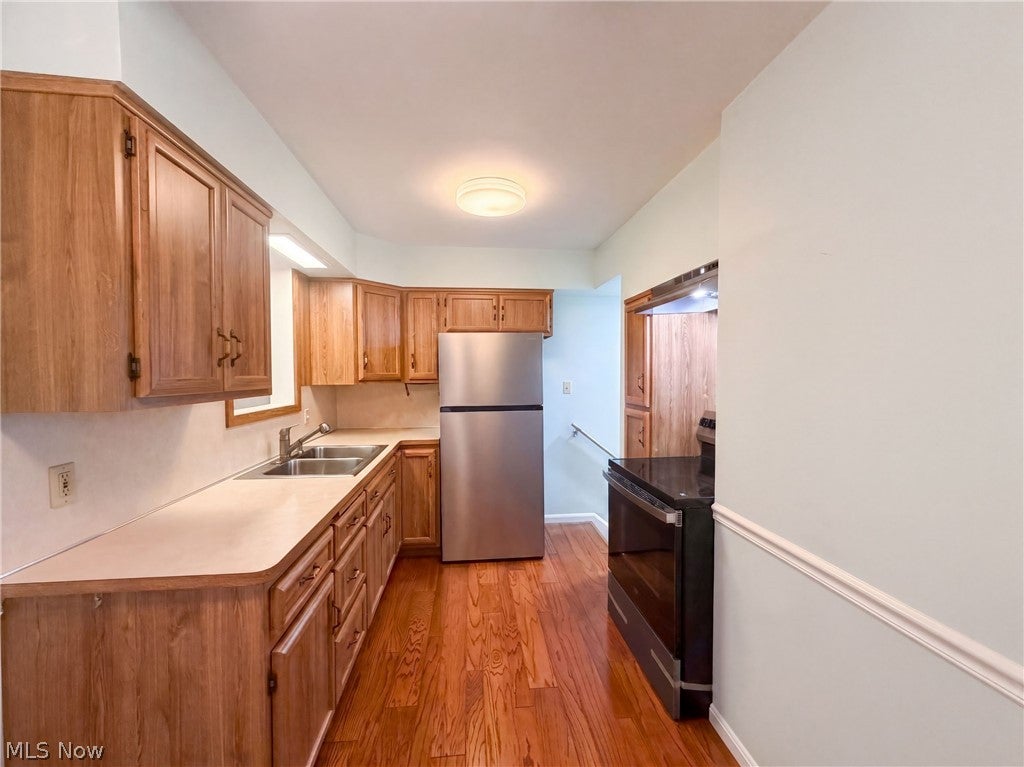 6652 Oakwood Drive