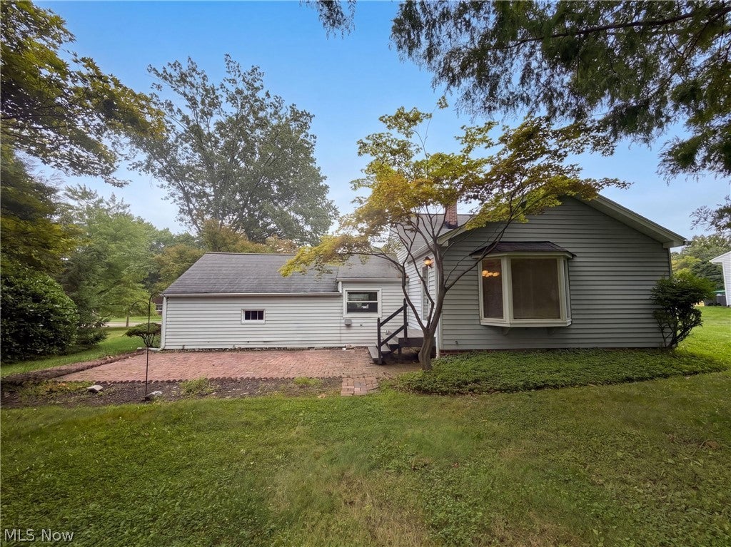 6652 Oakwood Drive