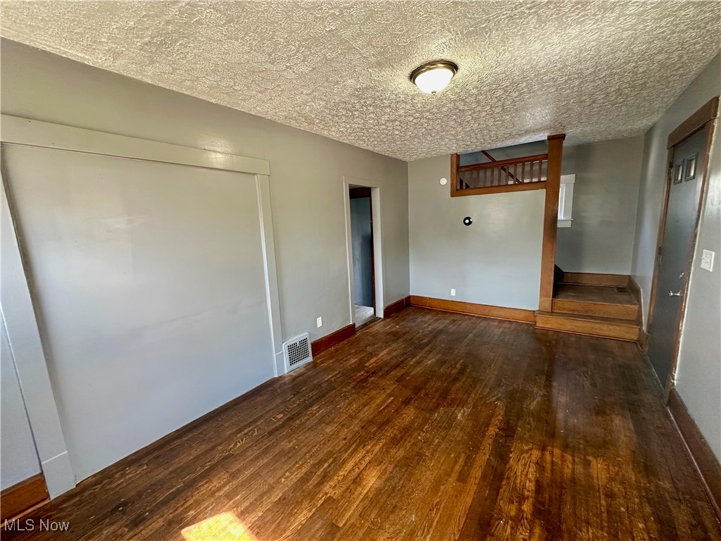 City/Anton - Residential Lease