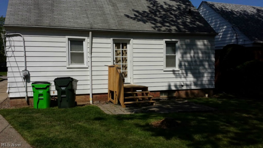 May-Fields On Belvoir Blvd Sub - Residential