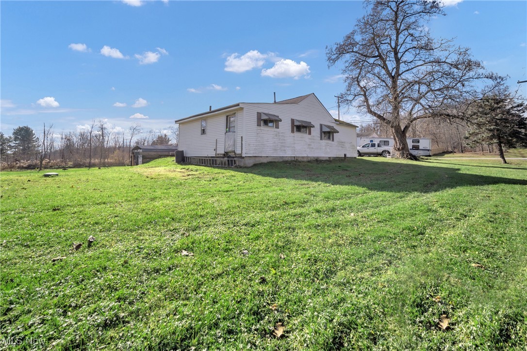 11231 Madison Road, Huntsburg, Ohio image 16