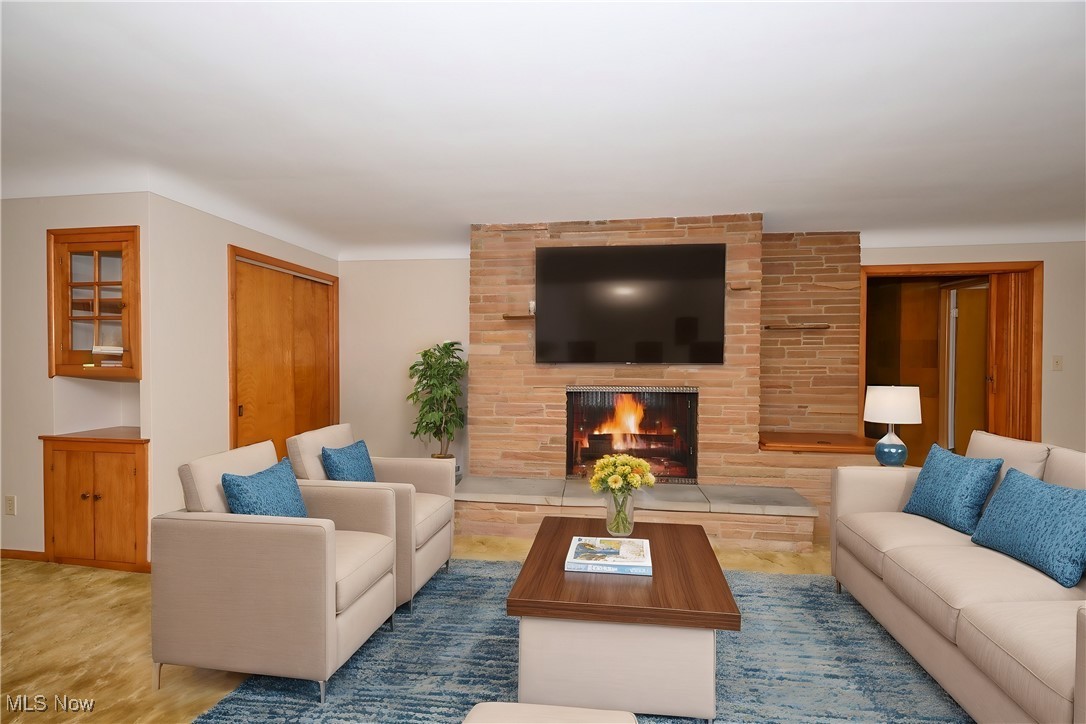 13690 W 130th Street, Strongsville, Ohio image 10