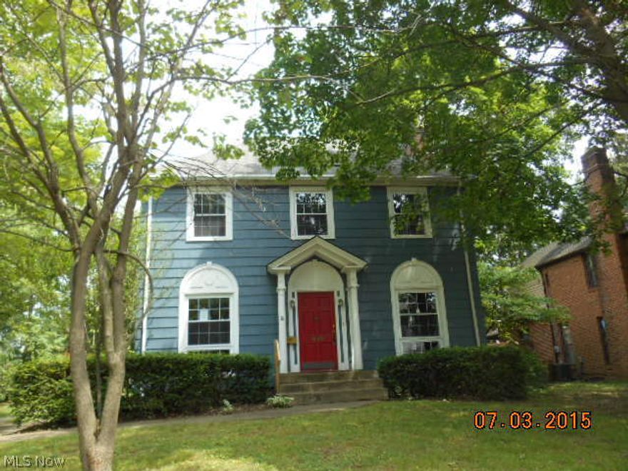 Nice 4 bedroom, 1.5 bath colonial on private park like setting.  This home has great layout, large rooms, full unfinished basement, great yard and close to all amenities.This is a Fannie Mae Homepath property.  Buyer responsible for any inspections and repairs needed. Proof of funds with all offers
