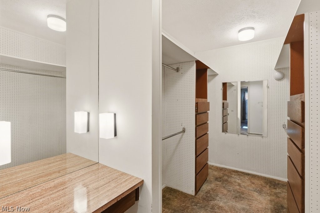 Ledgewood - Residential