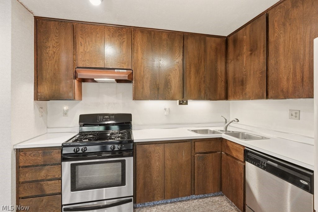 Ledgewood - Residential