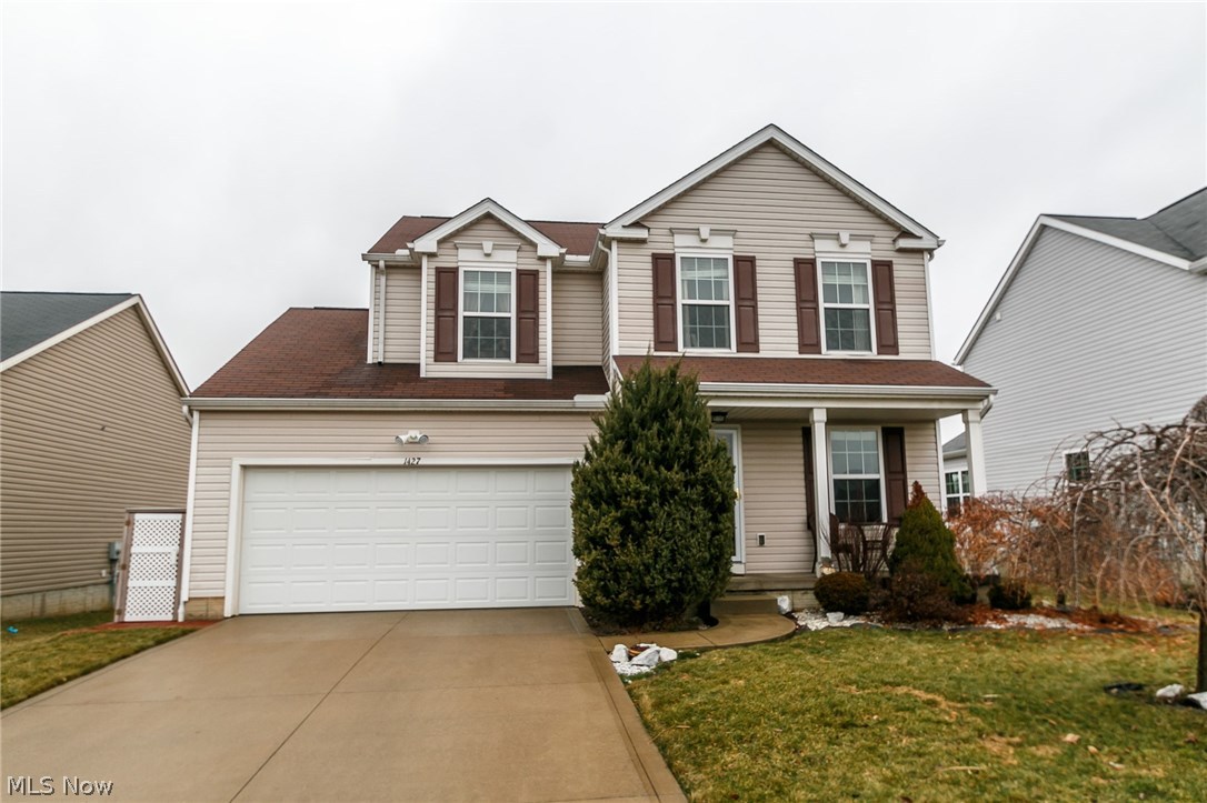 Fantastic 3 bedroom 2.5 bath colonial in Tiberon Trace! The home has many updates, including fresh paint and new lighting throughout. On the first floor, the open kitchen and living area are perfect for entertaining. Upstairs you will find a large master suite with walk-in closet and two additional nicely sized bedrooms and full bath. Enjoy the private back yard and outdoor living space over looking the pond. The garage is oversized with a bump out for additional storage and exterior access. Call today for your personal showing!