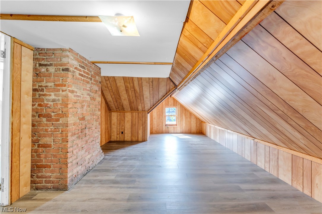 Vansweringen Co 11 - Residential Lease