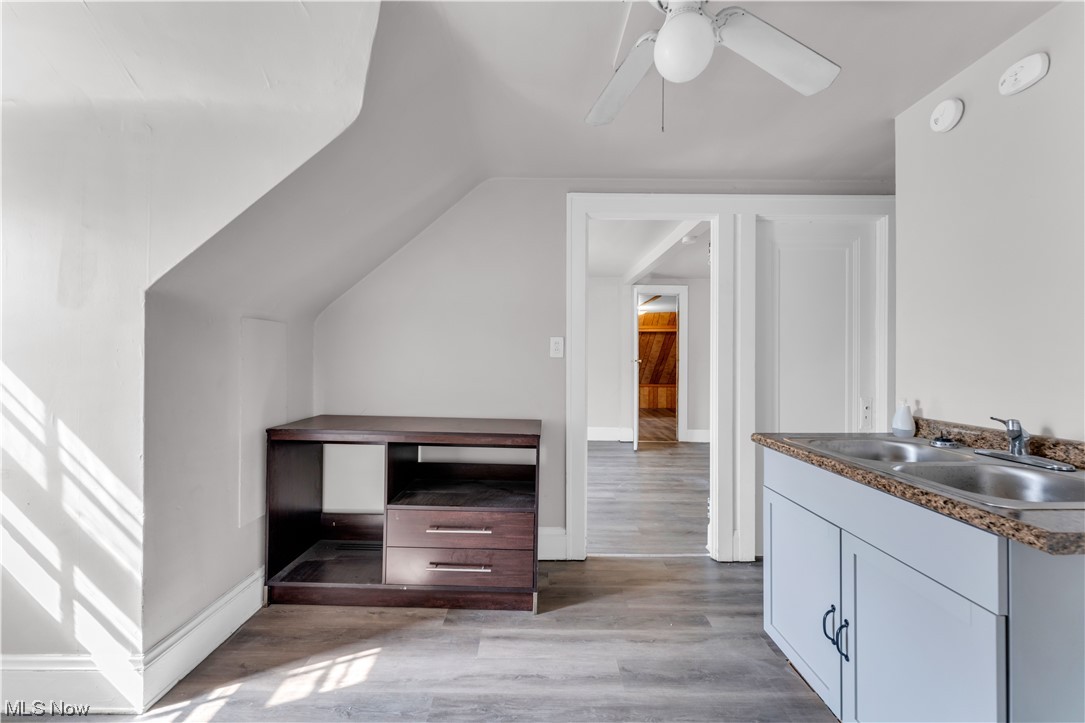 Vansweringen Co 11 - Residential Lease